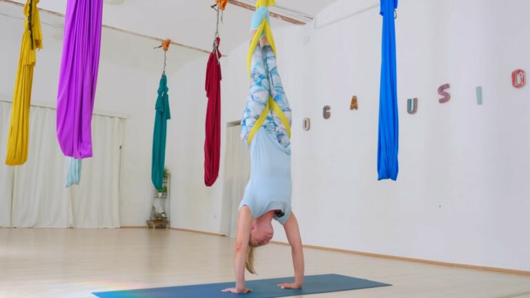 Aerial Yoga Handstand & Unterarmstand